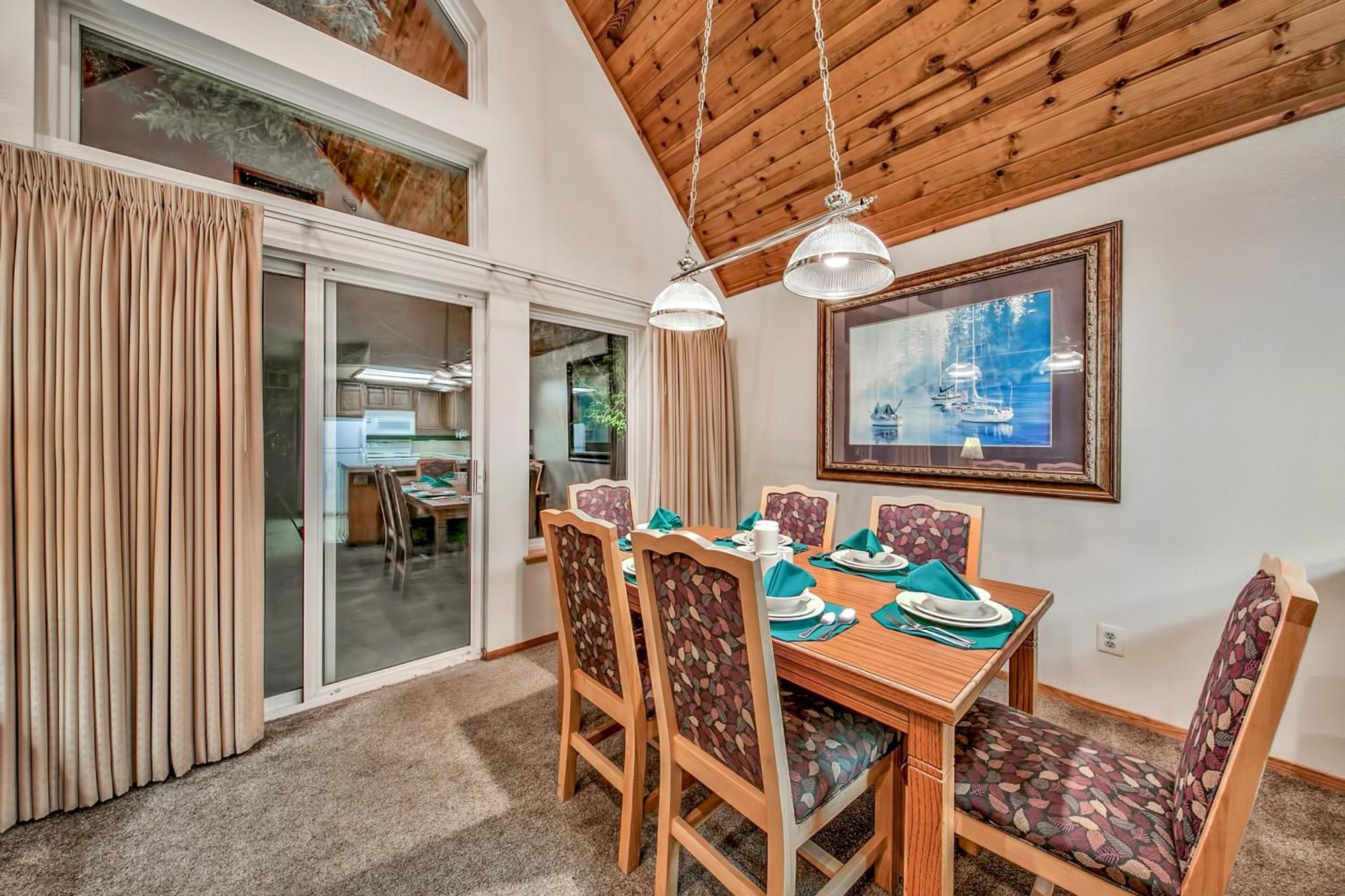 The Tahoe Beach & Ski Club Owners Association South Lake Tahoe Room photo
