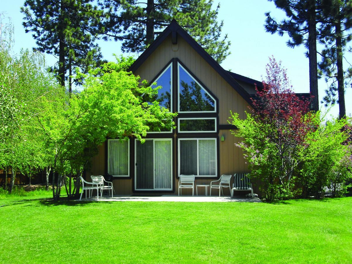 The Tahoe Beach & Ski Club Owners Association South Lake Tahoe Room photo